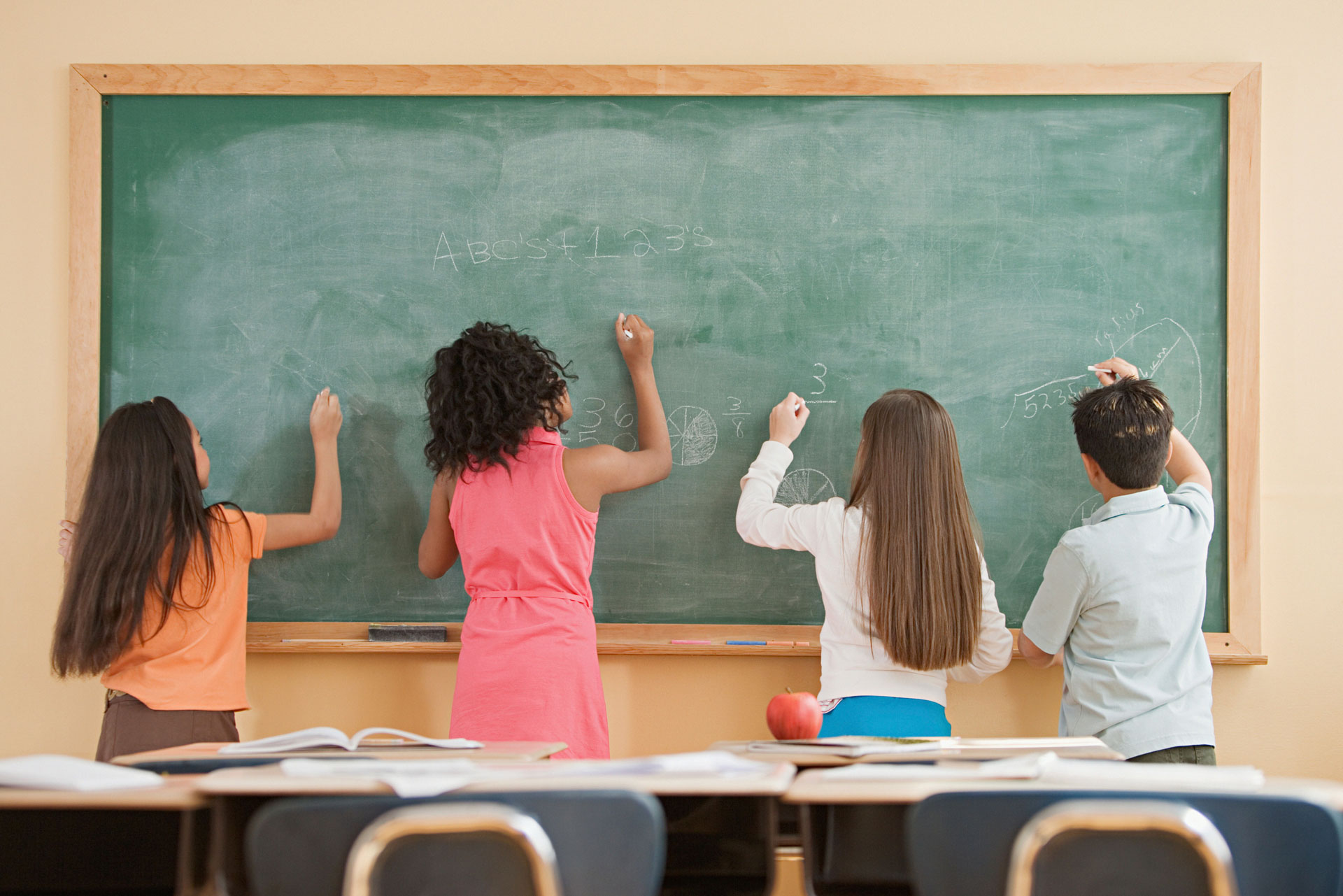 Ilustração lateral esquerda